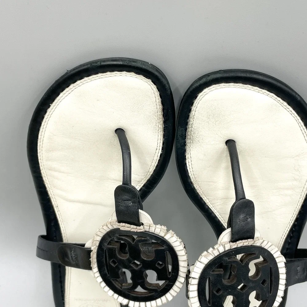 Tory Burch Miller Fringe Sandals Womens 9M Black White Leather Logo Thong Flats